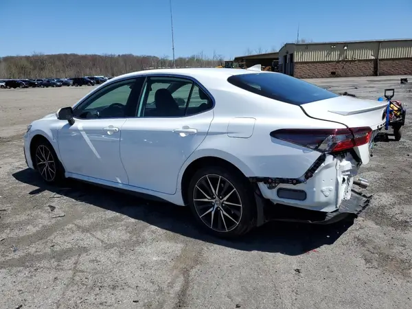 4T1G11AKXPU815080 2023 TOYOTA CAMRY - Image 2