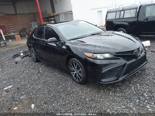 4T1G11AKXPU819341 2023 TOYOTA CAMRY - Image 1