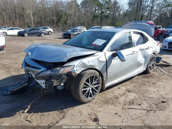 4T1G11AKXPU821476 2023 TOYOTA CAMRY - Image 2