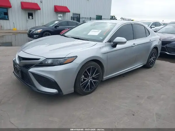 4T1G11AKXPU836575 2023 TOYOTA CAMRY - Image 2