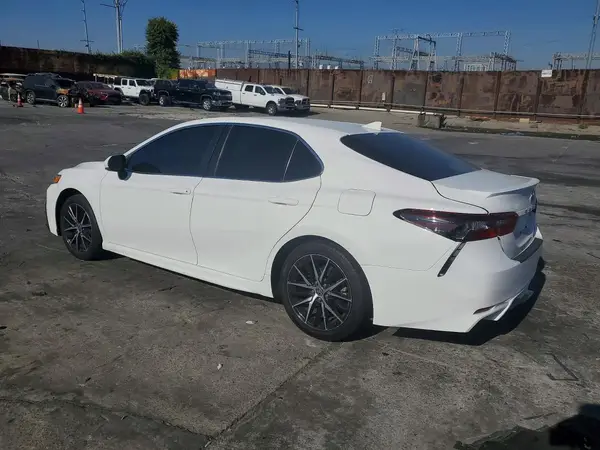 4T1G11AKXPU836589 2023 TOYOTA CAMRY - Image 2