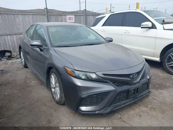 4T1G11AKXPU836818 2023 TOYOTA CAMRY - Image 1