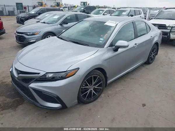 4T1G11AKXRU192305 2024 TOYOTA CAMRY - Image 2