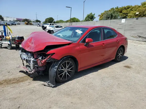 4T1G11AKXRU192661 2024 TOYOTA CAMRY - Image 1
