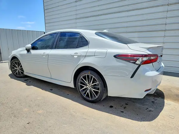 4T1G11AKXRU201519 2024 TOYOTA CAMRY - Image 2