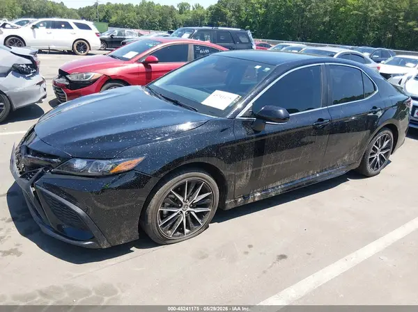 4T1G11AKXRU211757 2024 TOYOTA CAMRY - Image 2