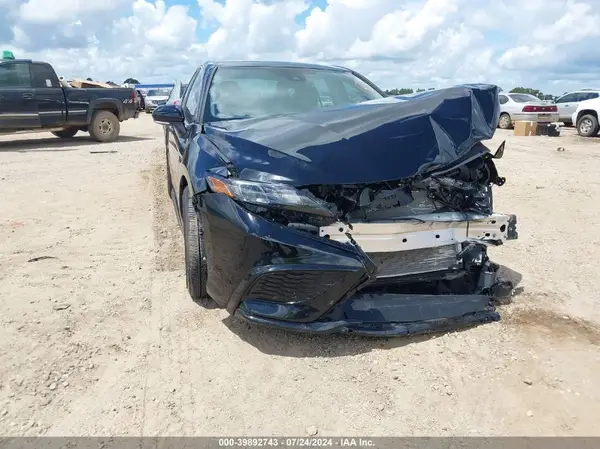 4T1G11AKXRU213735 2024 TOYOTA CAMRY - Image 1