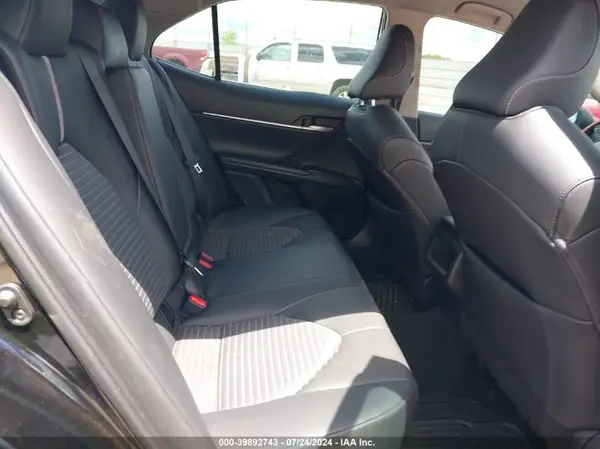 4T1G11AKXRU213735 2024 TOYOTA CAMRY - Image 8