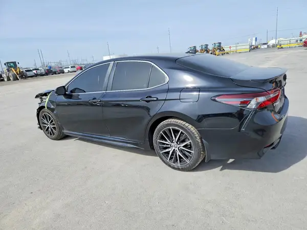 4T1G11AKXRU223438 2024 TOYOTA CAMRY - Image 2
