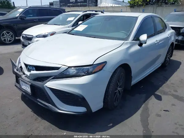 4T1G11AKXRU228221 2024 TOYOTA CAMRY - Image 2