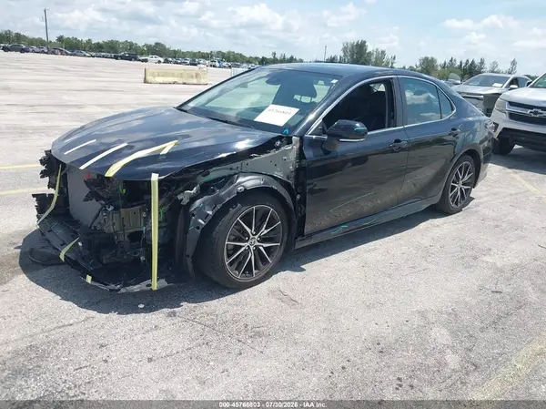 4T1G11AKXRU230888 2024 TOYOTA CAMRY - Image 2