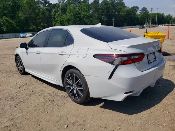 4T1G11AKXRU236979 2024 TOYOTA CAMRY - Image 2