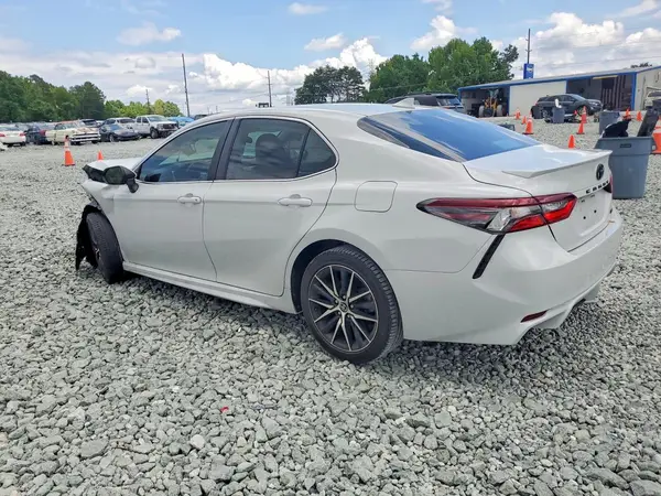 4T1G11AKXRU248131 2024 TOYOTA CAMRY - Image 2