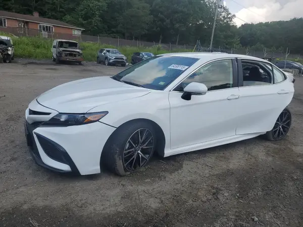 4T1G11AKXRU249098 2024 TOYOTA CAMRY - Image 1