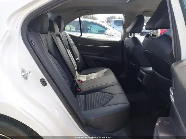 4T1G11AKXRU842153 2024 TOYOTA CAMRY - Image 8