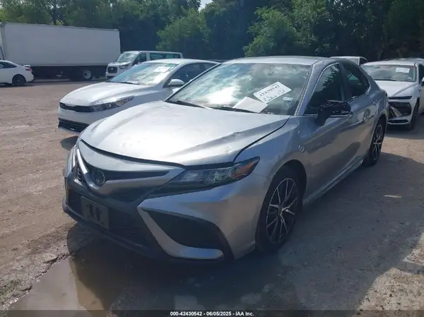 4T1G11AKXRU844226 2024 TOYOTA CAMRY - Image 2
