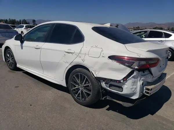 4T1G11AKXRU845103 2024 TOYOTA CAMRY - Image 2