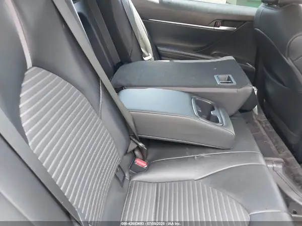 4T1G11AKXRU847093 2024 TOYOTA CAMRY - Image 8