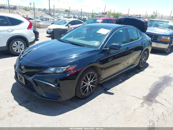 4T1G11AKXRU854948 2024 TOYOTA CAMRY - Image 2