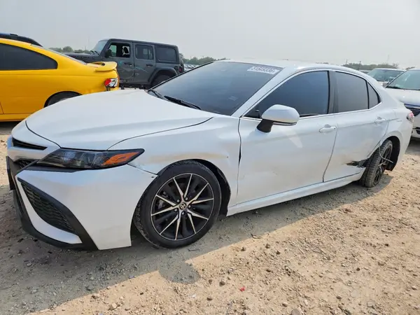 4T1G11AKXRU855484 2024 TOYOTA CAMRY - Image 1