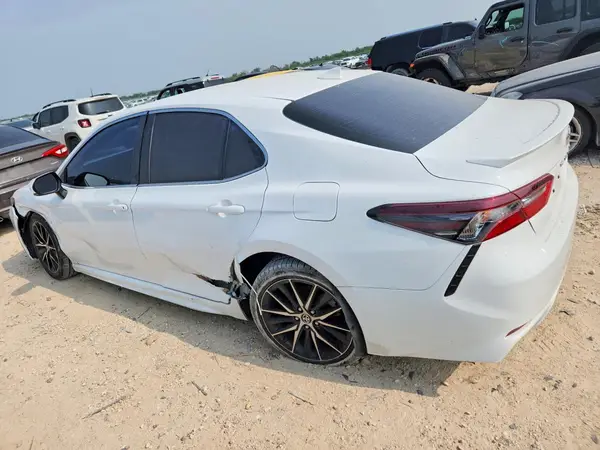 4T1G11AKXRU855484 2024 TOYOTA CAMRY - Image 2
