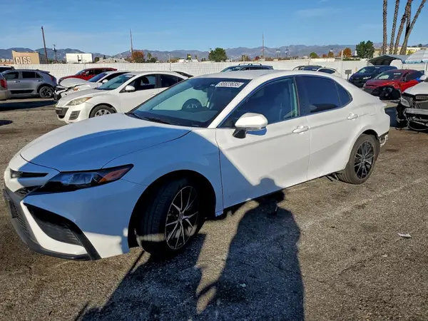 4T1G11AKXRU859812 2024 TOYOTA CAMRY - Image 1