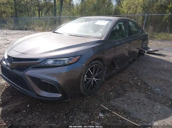 4T1G11AKXRU882135 2024 TOYOTA CAMRY - Image 2