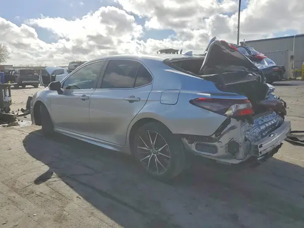 4T1G11AKXRU884368 2024 TOYOTA CAMRY - Image 2