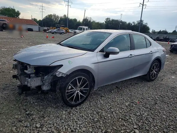 4T1G11AKXRU901248 2024 TOYOTA CAMRY - Image 1