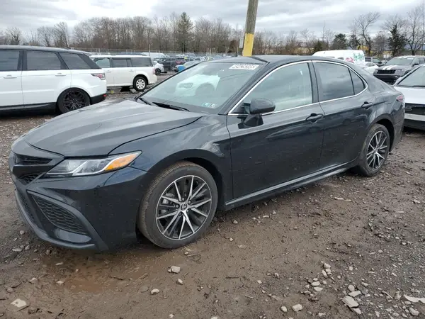 4T1G11AKXRU917272 2024 TOYOTA CAMRY - Image 1