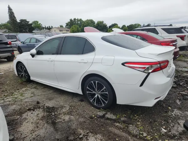4T1G11BK0LU003196 2020 TOYOTA CAMRY - Image 2