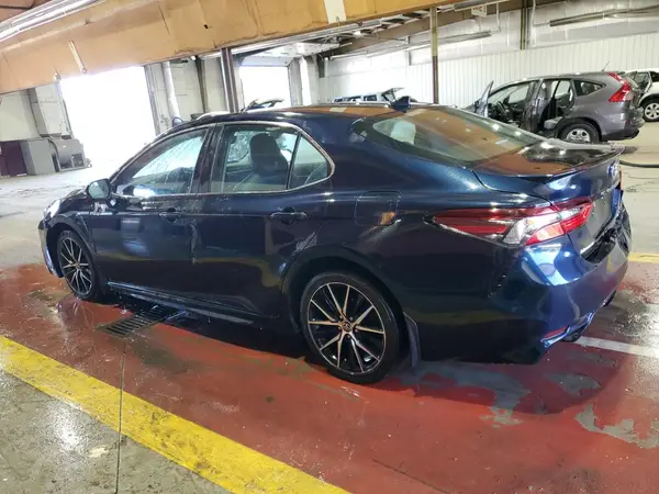 4T1G11BK0MU032697 2021 TOYOTA CAMRY - Image 2