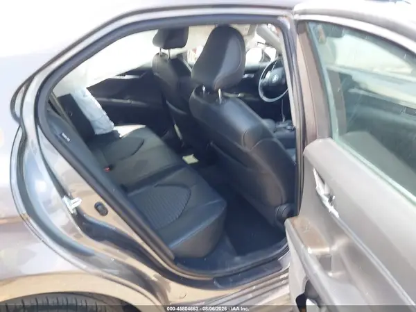 4T1G11BK0MU036989 2021 TOYOTA CAMRY - Image 8