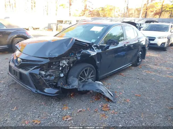 4T1G11BK0RU111455 2024 TOYOTA CAMRY - Image 2