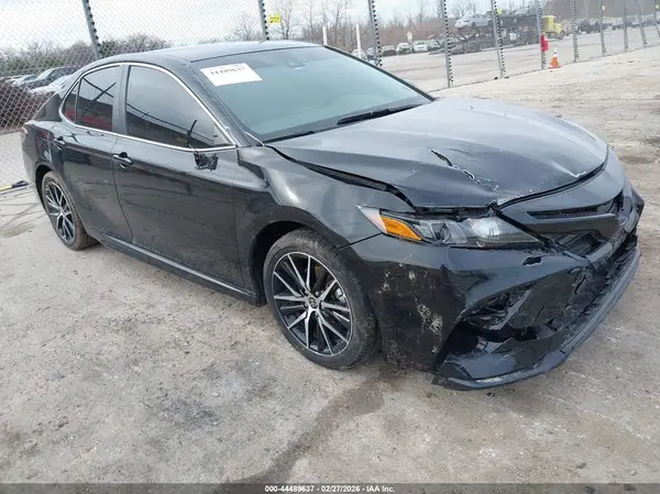 4T1G11BK0RU113903 2024 TOYOTA CAMRY - Image 1