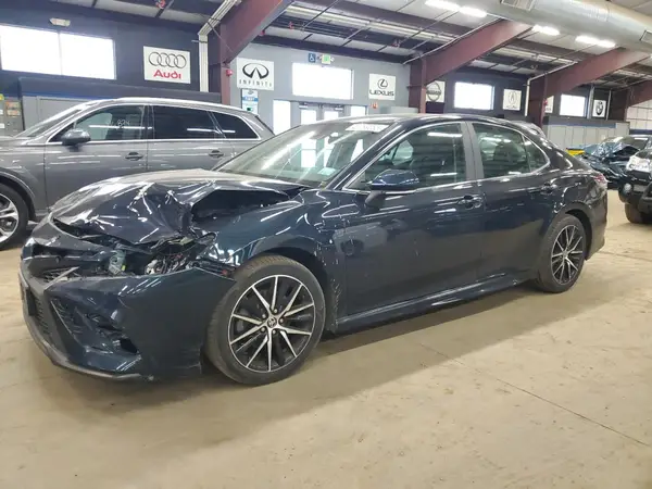 4T1G11BK1MU023166 2021 TOYOTA CAMRY - Image 1