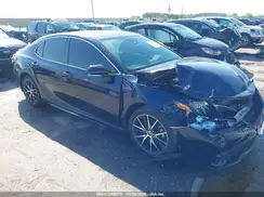 4T1G11BK1NU062065 2022 TOYOTA CAMRY