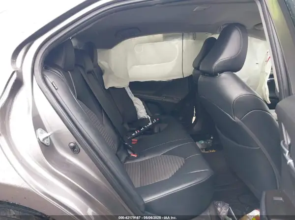4T1G11BK1NU068450 2022 TOYOTA CAMRY - Image 8