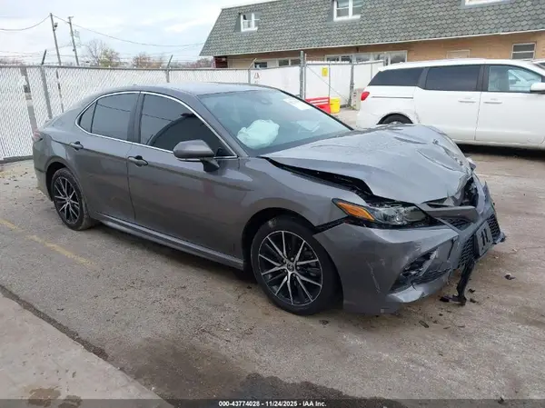 4T1G11BK1PU074879 2023 TOYOTA CAMRY - Image 1
