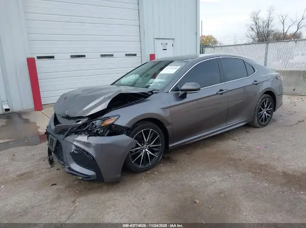 4T1G11BK1PU074879 2023 TOYOTA CAMRY - Image 2