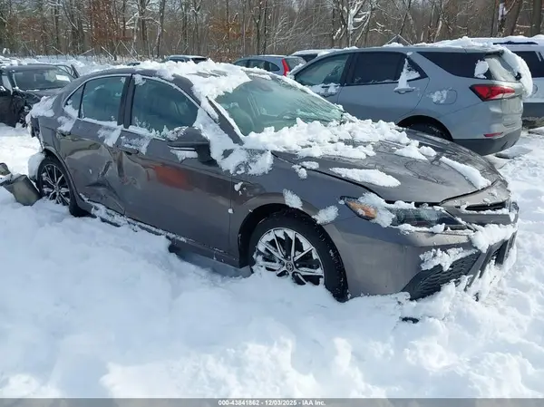 4T1G11BK1PU102843 2023 TOYOTA CAMRY - Image 1