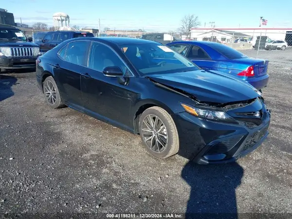 4T1G11BK1RU127714 2024 TOYOTA CAMRY - Image 1