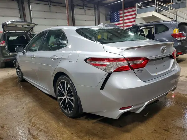4T1G11BK2LU008349 2020 TOYOTA CAMRY - Image 2