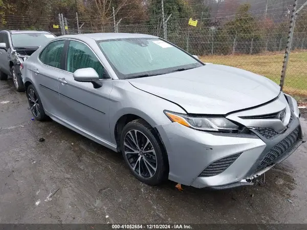 4T1G11BK2LU008805 2020 TOYOTA CAMRY - Image 1