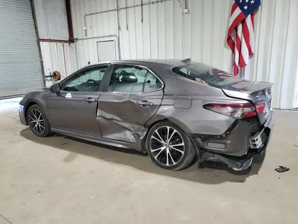 4T1G11BK2MU021443 2021 TOYOTA CAMRY - Image 2