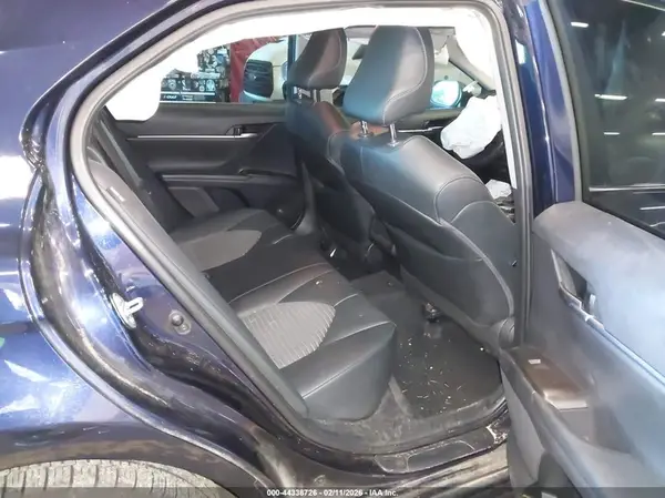 4T1G11BK2MU027470 2021 TOYOTA CAMRY - Image 8