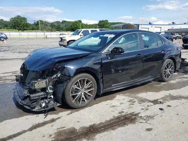 4T1G11BK2MU032104 2021 TOYOTA CAMRY - Image 1