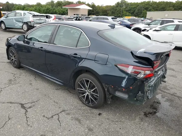 4T1G11BK2MU035925 2021 TOYOTA CAMRY - Image 2