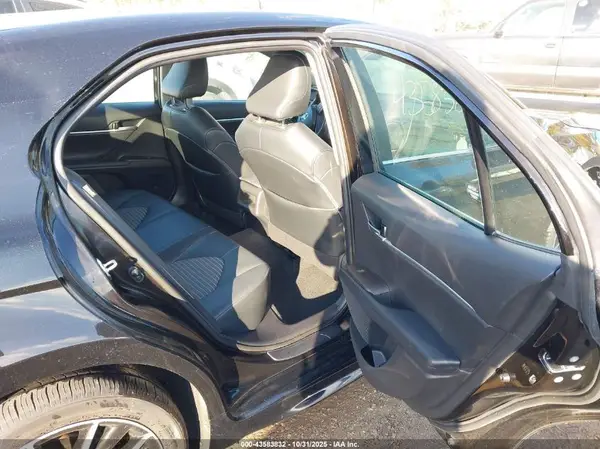 4T1G11BK2MU037626 2021 TOYOTA CAMRY - Image 8