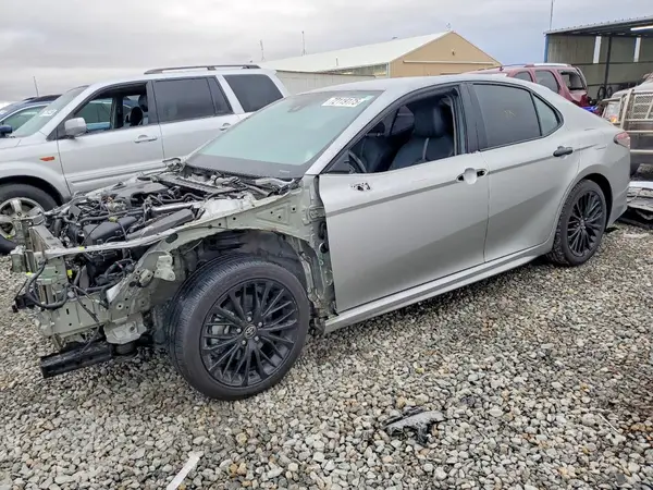 4T1G11BK2MU038520 2021 TOYOTA CAMRY - Image 1